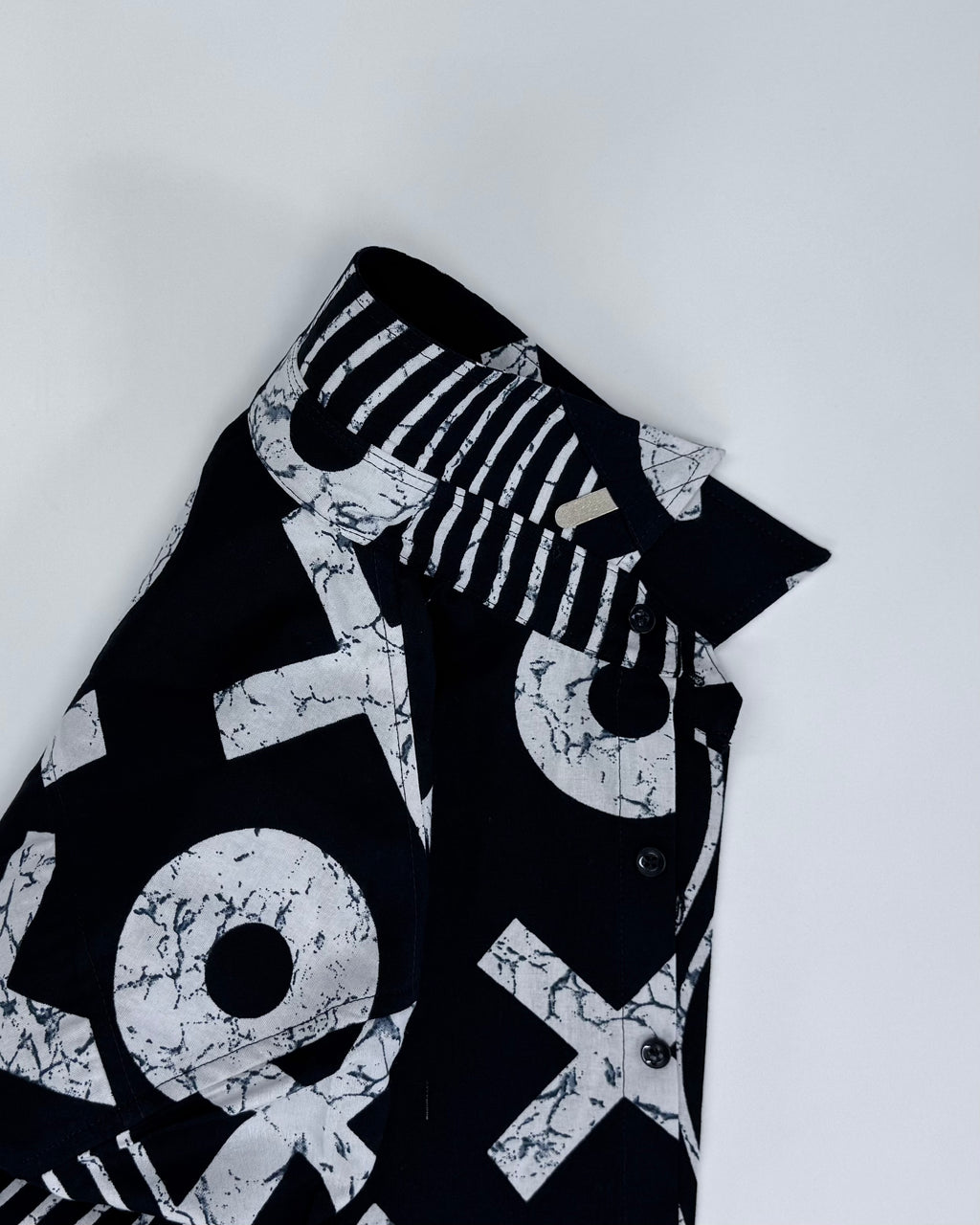 XOXO Button Up