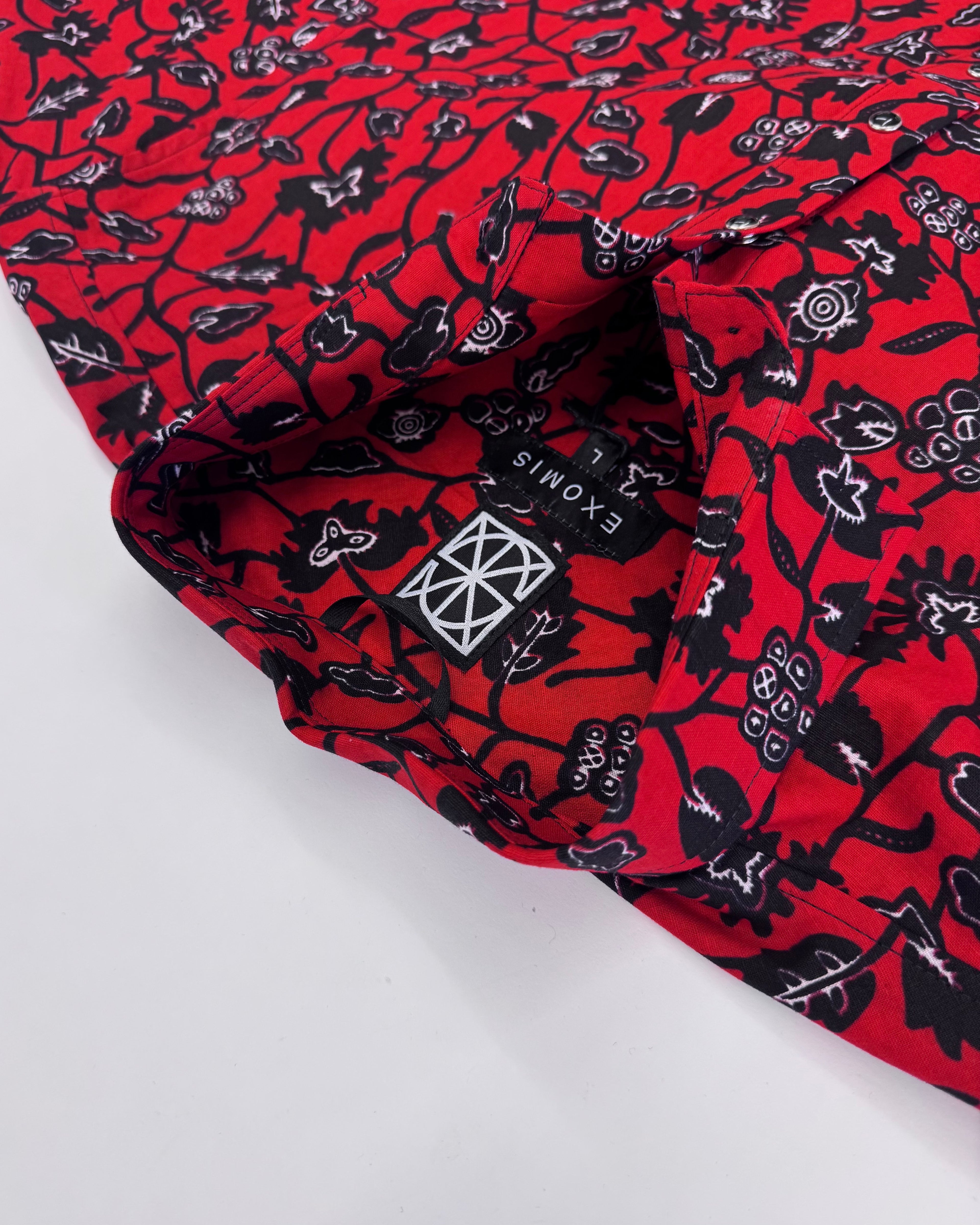 Aku Button Up