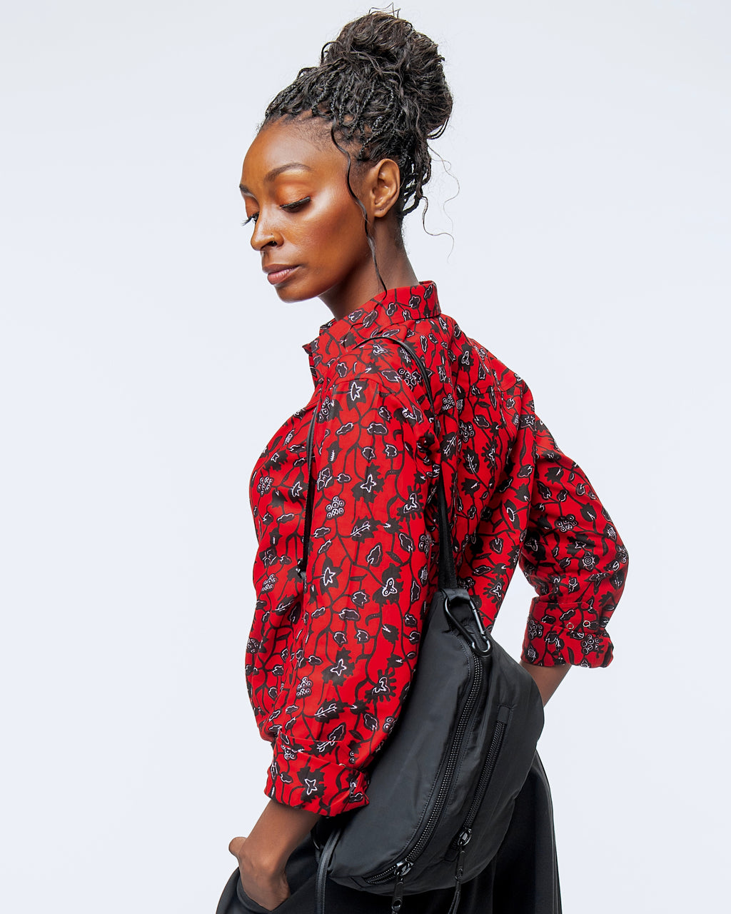 Aku Button Up